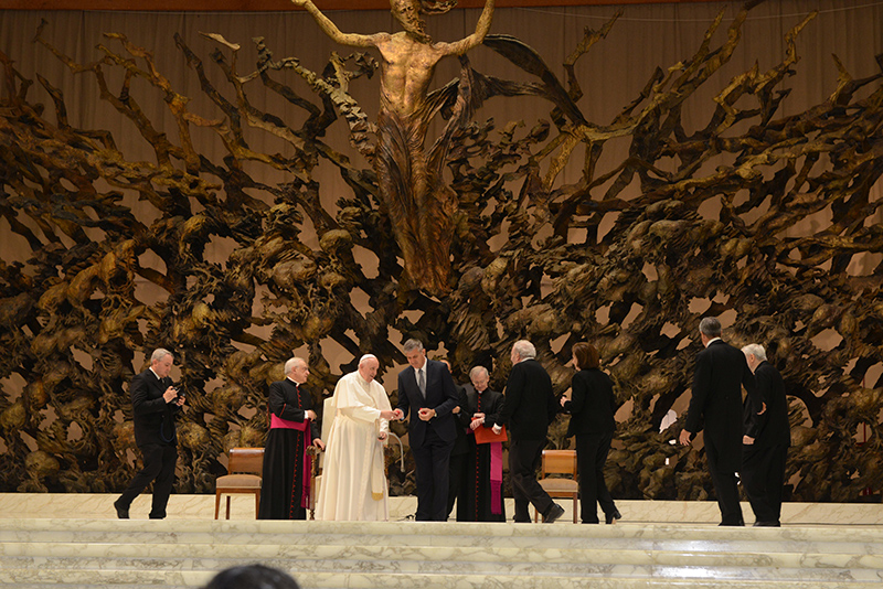 Audience du Chemin Néocatéchuménal avec le Pape François. Envoi de familles en mission.