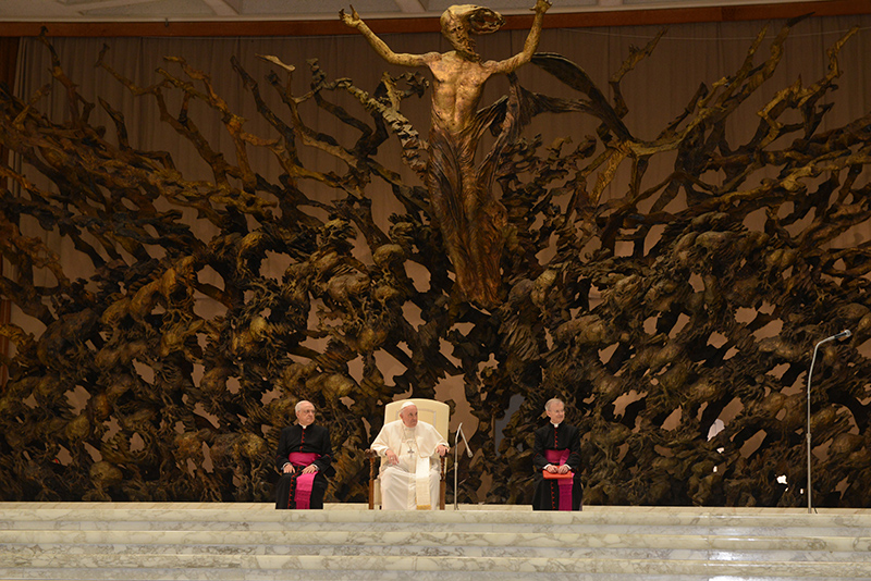 Camino Neocatecumenal audiencia con el Papa Francisco envío familias en misión