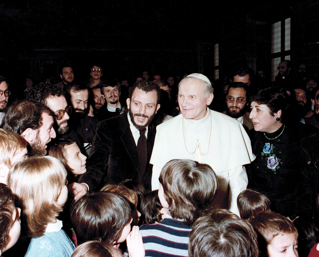 Neocatechumenale Weg audiëntie met paus Johannes Paulus II met de itinerenaten in 1982