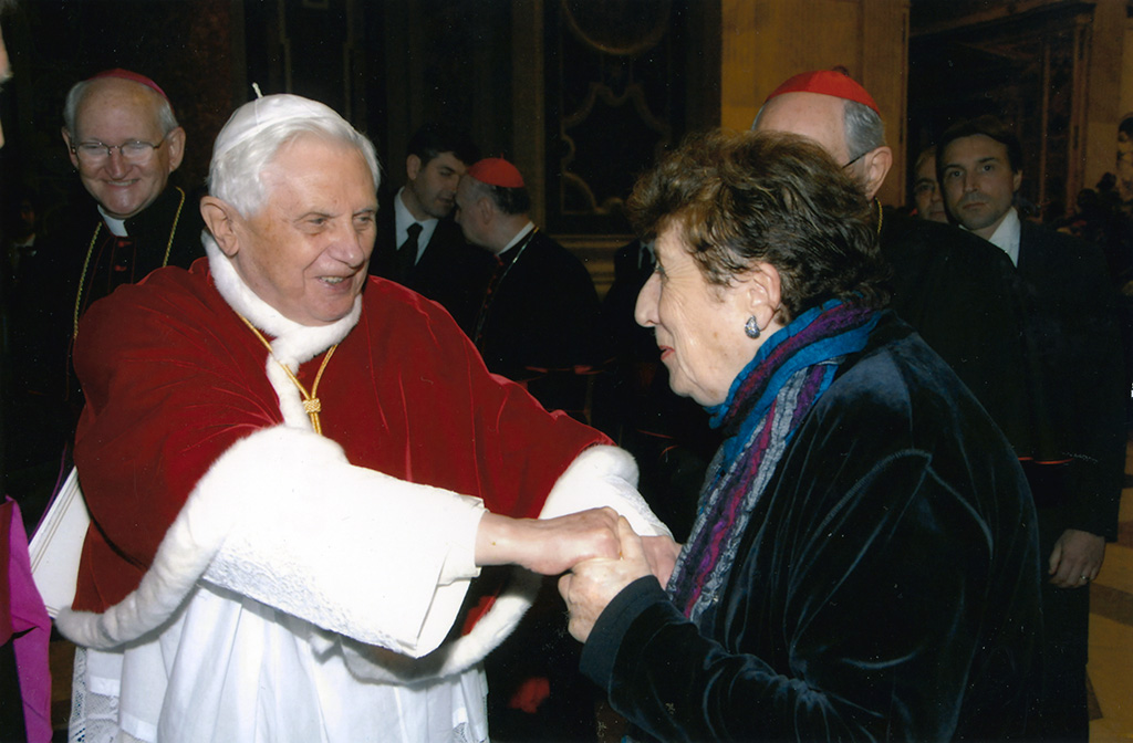 Neocatechumenal Way Carmen Hernández greets Pope Benedict XVI during an audience in 2009.