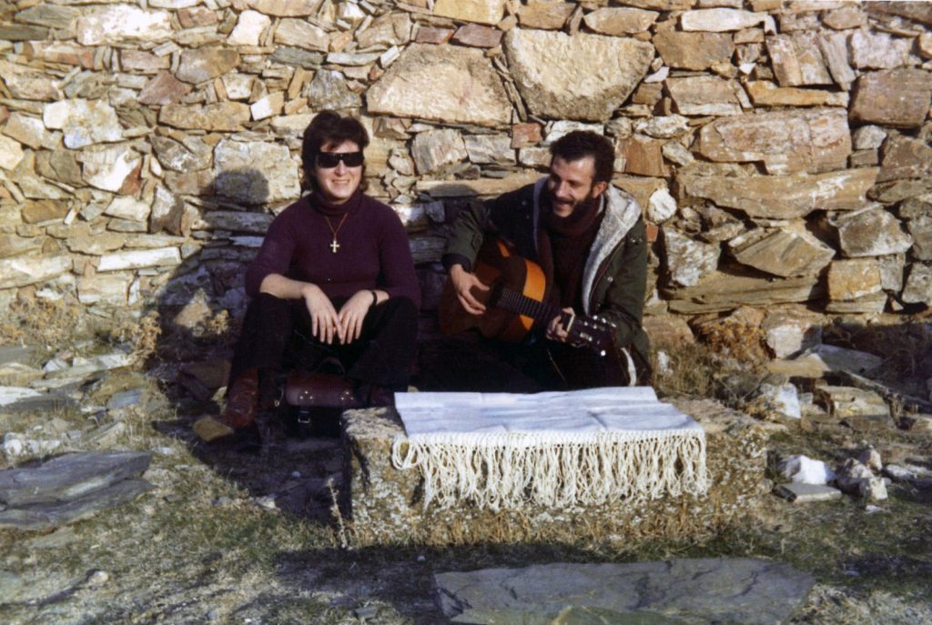 Camino Neocatecumenal Kiko Argüello y Carmen Hernández en la Iglesia de la Asunción en Fuentes Carbonero - Segovia - España