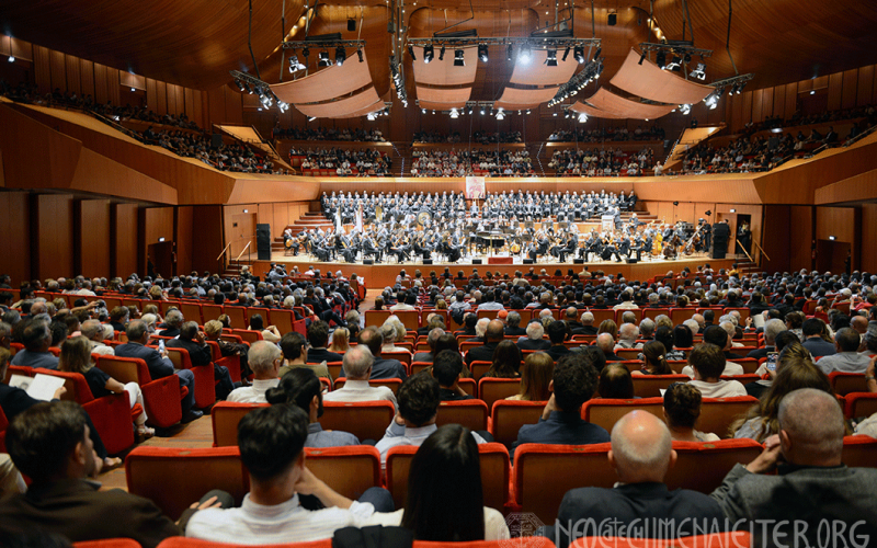 Njia ya Neokatekumenato Jubilei ya Familia Simfonia ya Kiko Argüello kwenye Auditorio Parco della Musica – Ukumbi wa Mtafatifu Sesilia – Roma tarehe 1 Juni 2025