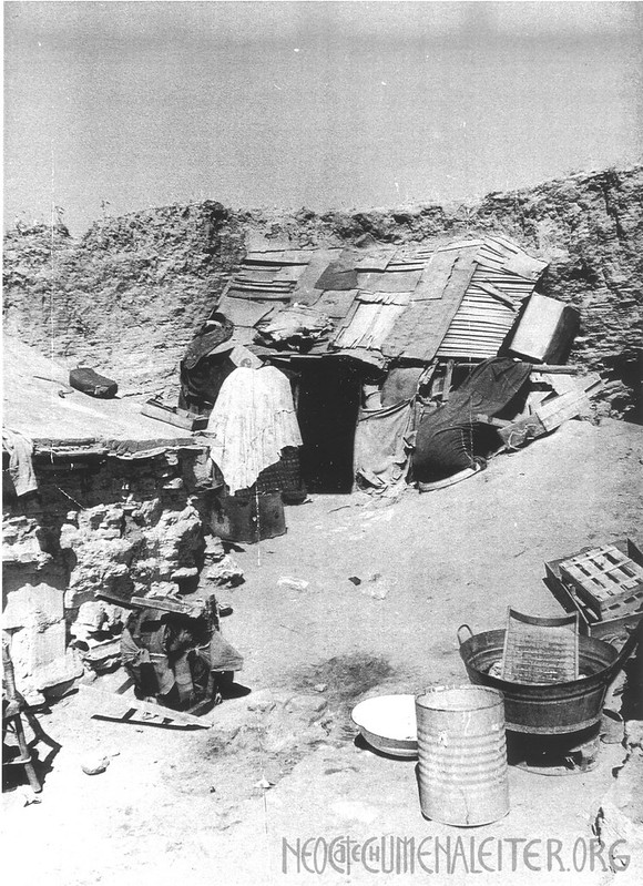 Camino Neocatecumenal Barracas en Palomeras Altas, Madrid 1964