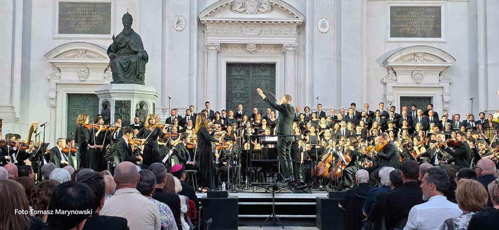 Opera sinfonica di Kiko Argüello presso il Santuario della Casa di Loreto, 19 giugno 2026.